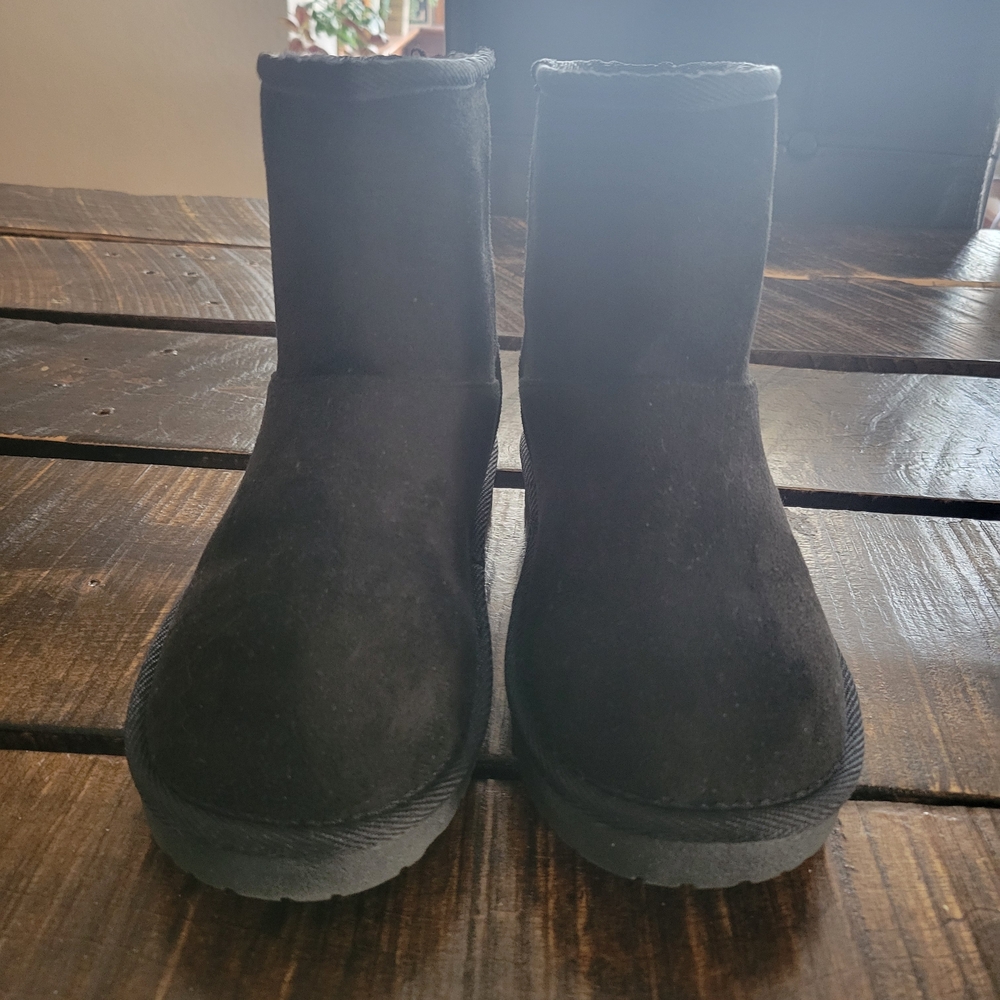 Black Suede Ankle Boots New Without Tags Girls Youth Size 3